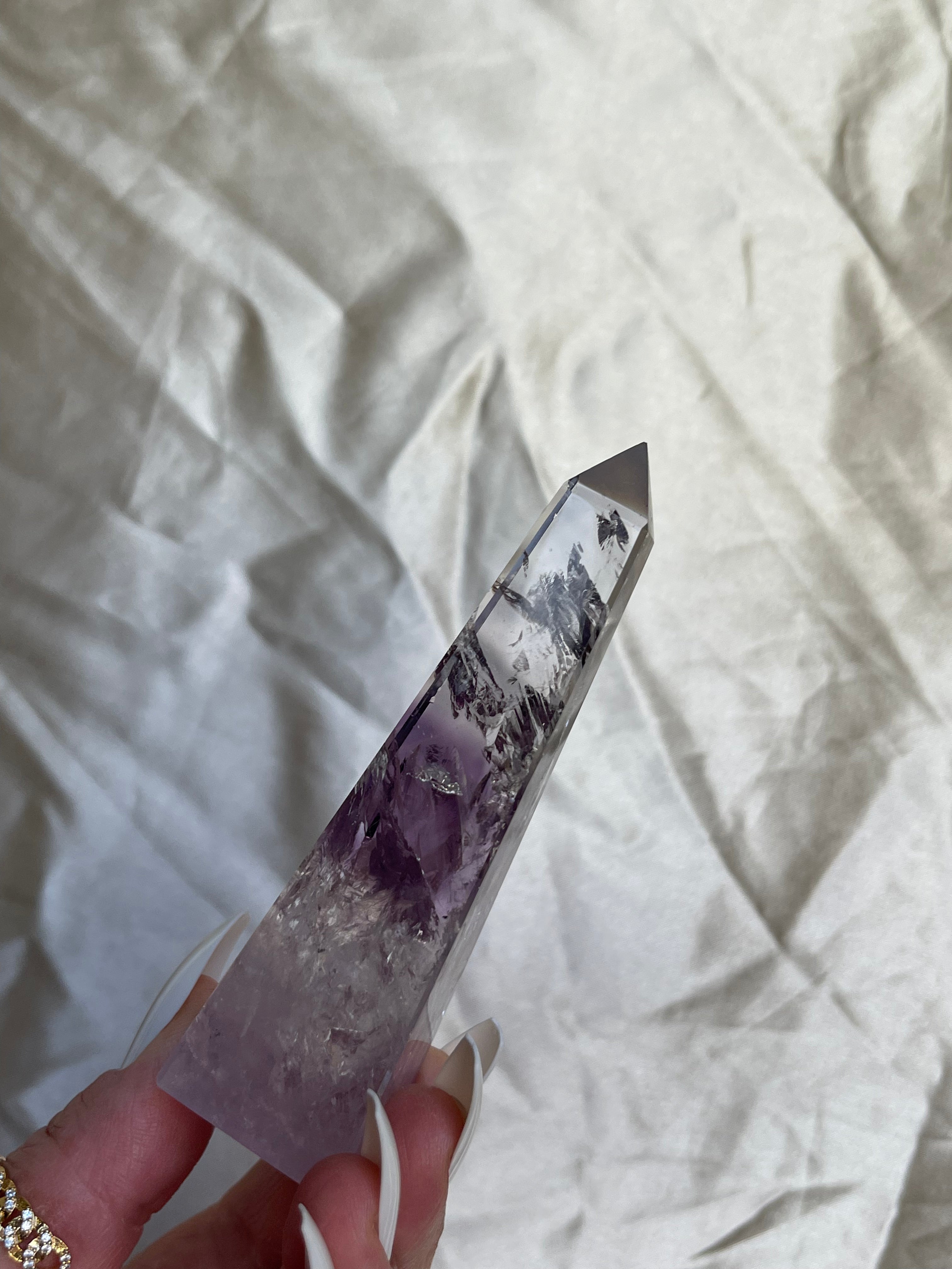 Phantom Amethyst Obelisk